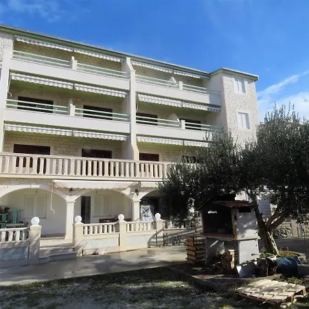 Musac Apartamento Omiš